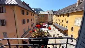 Appartement de charme le 1707 au cœur de la cité Vauban - Le Fontenil