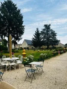 Château de la Thibaudière - Chambre familiale - Allonnes