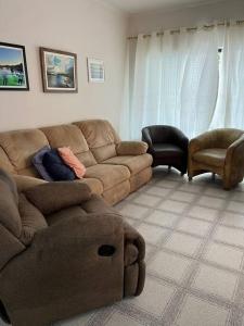 Casa espaçosa 6 min da praia