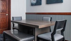 Beautiful Resort in Glacier Canyon 1BD Deluxe near Circus World