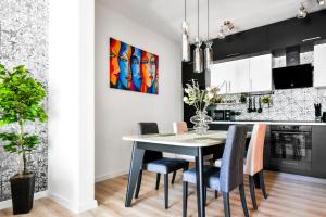 Prime Spot for 5 Full Kitchen Wi-Fi AC