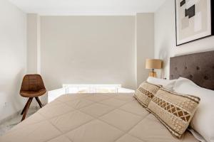 Apartamento RIOS ROSAS - RONDA FUSION APARTAMENTOS