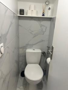 Studio indépendant à proximité Aéroport Orly et ligne 14