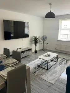 Tranquil Getaway in Steeple View, Basildon With Wi-Fi, Shops & Parking - 比勒瑞卡