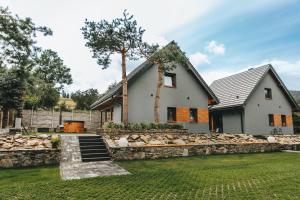 Skrzaci zakątek - domek z prywatną balią z jacuzzi