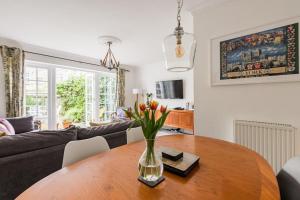 Spacious Stylish House,Rway Museum,Parking,Garden