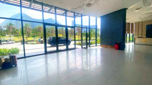 SUNNY SMES - The Arena, Cam Ranh airport