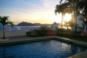 Manzanillo-Private Pool - Ocean Views