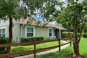 Lakeside Villa - 泽弗希尔斯