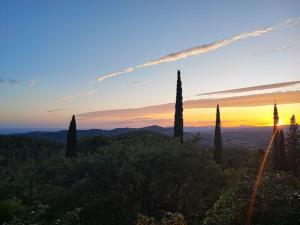 Villas Superbe villa Calista classee 5 Etoiles pour 10 personnes avec piscine vue mer, proche des plages et du Circuit du Castellet Paul Ricard : photos des chambres
