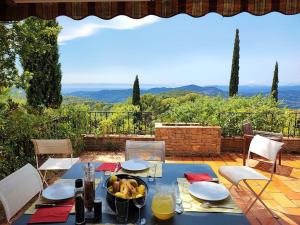 Villas Superbe villa Calista classee 5 Etoiles pour 10 personnes avec piscine vue mer, proche des plages et du Circuit du Castellet Paul Ricard : photos des chambres