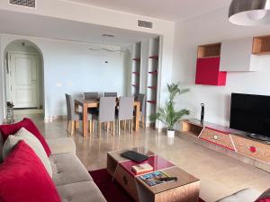 Oasis Coto Real apartments