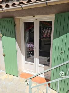 Appartements STUDIO INDEPENDANT AUBAGNE proche AIX CASSIS LA CIOTAT MARSEILLE : photos des chambres