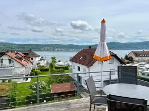 Ferienresidenz Seegarten - mit privatem Seezugang und hauseigenem Schwimmbad - 辛根