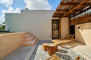 Lujoso Condo en Holistika by BT Homes