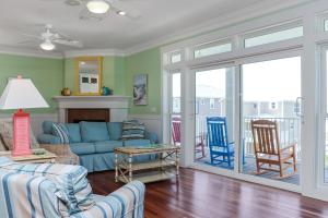 Happy Dolphin by Pristine Properties Vacation Rentals