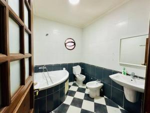 Villa 3 niveaux près de la mer