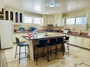 Villa 3 niveaux près de la mer