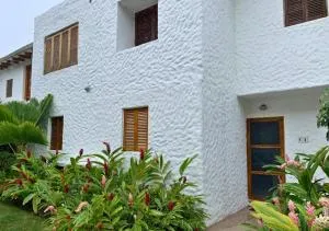 Hermosa Casa de 3 pisos - Same