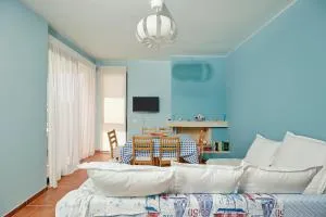soft blue apartment near seaside - Ájos Spyrídon