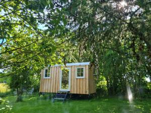 B&B Bauernhofferien auf Møn, Schäferwagen " DARK SKY"
