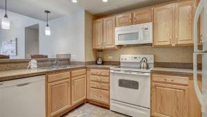 Comfortable 3-Bedroom Ski Inout Condo At Peak 9 - Village At Breckenridge