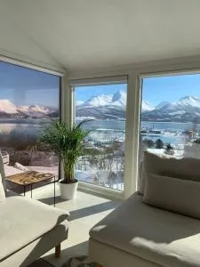 EnUtsiktBalsfjord - Sorreisa