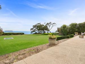 Fishermans Beach Cliff Top