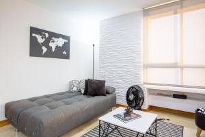 Alcazar de oviedo by Host Medellin