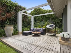 Portsea Resort Pool and Court