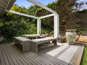 Portsea Resort Pool and Court