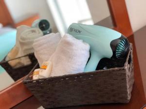 CASA con ALBERCA 8min A LA PLAYA AC y Pet friendly