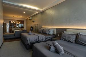 Luxury Seaview Projector Lounge by The Only Bnb