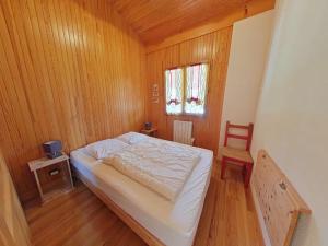 Maisons de vacances Spacieux Duplex avec Balcon aux Saisies, 4 Chambres, 8 Personnes, Garage Inclus - FR-1-594-328 : photos des chambres