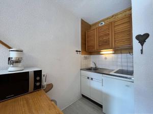 Location Studio 4 pers avec balcon à Plan Peisey - FR-1-757-105