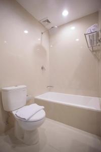 Grand Whiz Megamas Manado