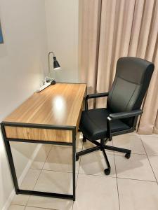 No stairs, Big House, Garage Richmond Residence 2