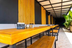 Hotel California City