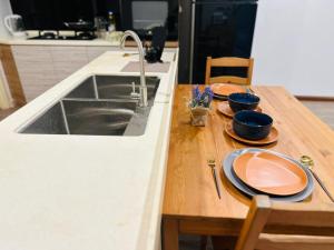 Mount Austin JB Palazio Lake view 3Br2Ba 2-9pax TV box near Aeon