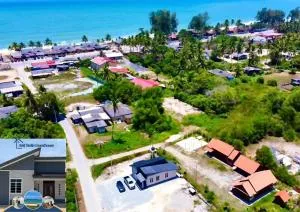 Akif Stella Guesthouse - Kampong Ru Lima