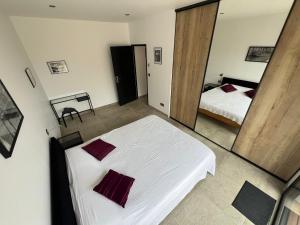 Villas Villa moderne piscine privative hauteurs de Nimes : photos des chambres