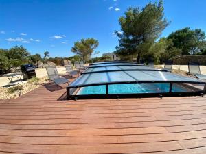 Villas Villa moderne piscine privative hauteurs de Nimes : photos des chambres