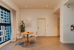 Voyage One Bedroom In Pixel Tower