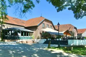 Hotel Restaurant De Roosterhoeve - Heide