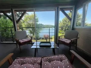 Chalet les pieds dans l'eau - 拉卡佩勒－维耶斯康