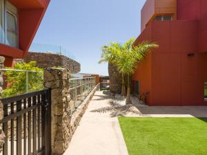 Green 9 the Dream Villa with pool and views by CanaryScape