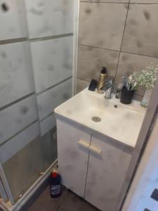 Petit Simple Studio In Paris Romainville Carnot