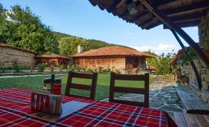 Хотел Хаджи Вълчевия хан