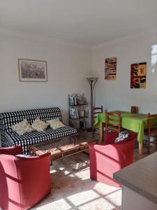 Appartements T2 climatise avec jardin privatif et stationnement : photos des chambres