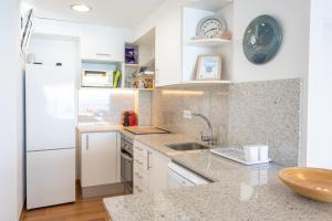 Pis Embaixador - 1a línea de mar